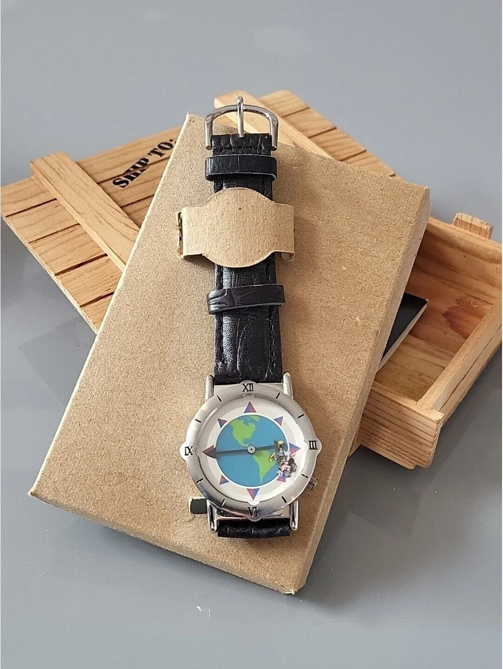 VTG 90s Mickey Mouse Disney Worldwide Adventures Promo Watch New Battery Working